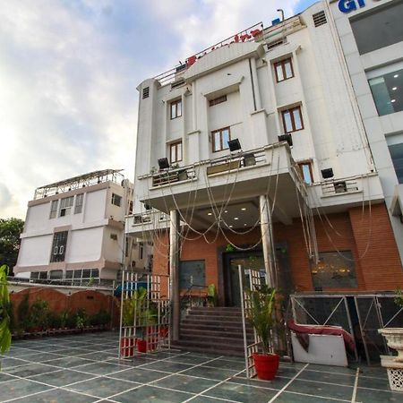 Babian Inn Lucknow Dış mekan fotoğraf